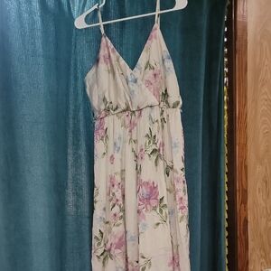 Elegant Floral Maxi Dress with Spaghetti Straps
